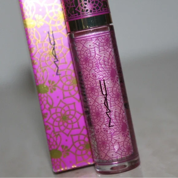 MAC Cosmetics x Disney Aladdin ‘Magic Carpet Ride’ Lipglass Lipgloss - Picture 12 of 16